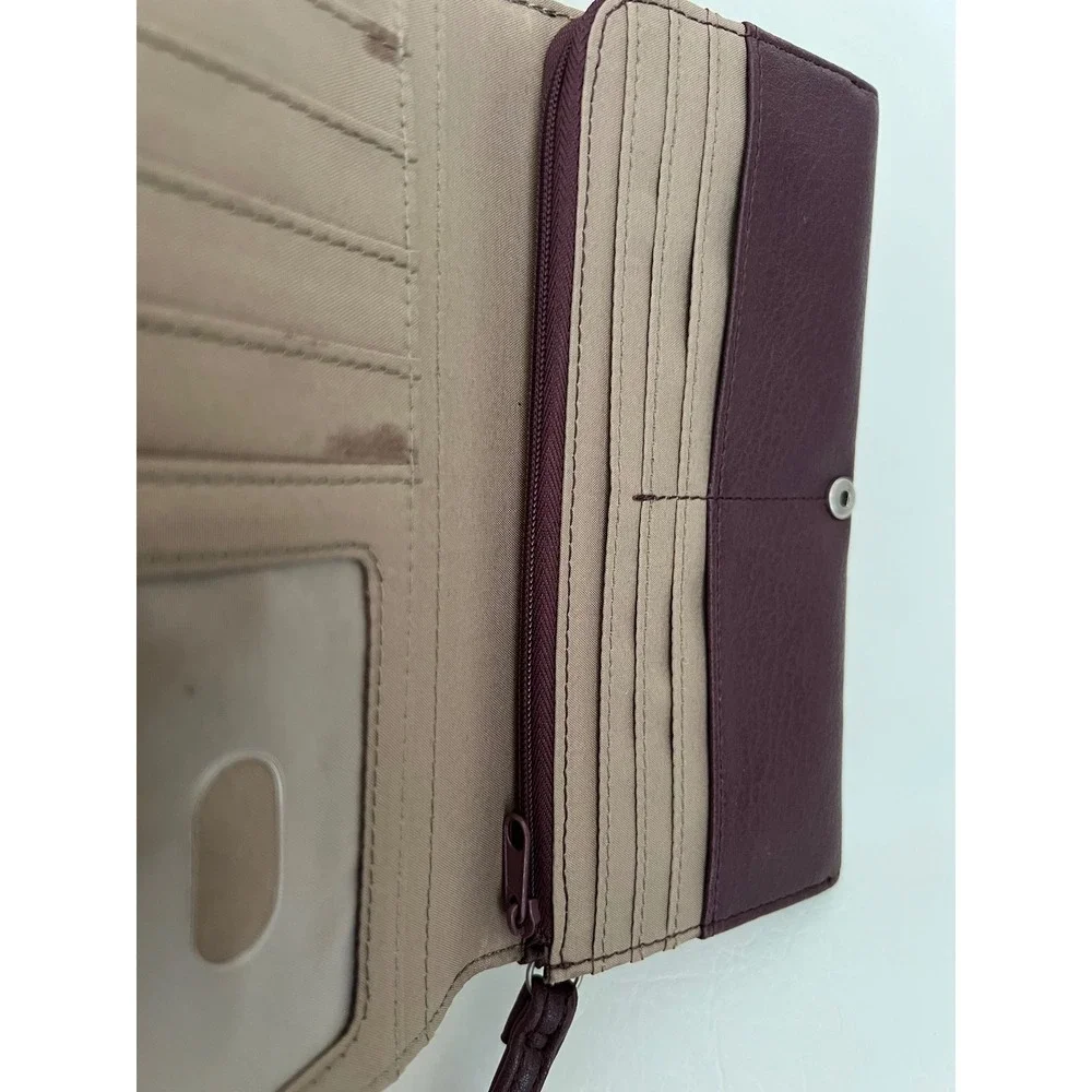 Relic Burgundy Faux Leather Dog Motif Wristlet Bifold Wallet with Heart Accent